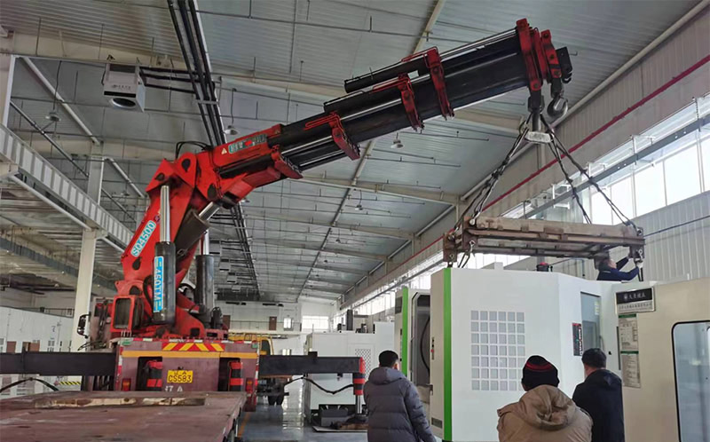 中德產(chǎn)業(yè)園設(shè)備吊裝 中德產(chǎn)業(yè)園設(shè)備吊裝